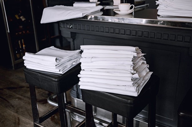 restaurant laundry service