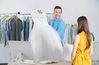 man,working,with,customer,in,dry cleaning,salon man,working,with,customer,in,dry cleaning,salon